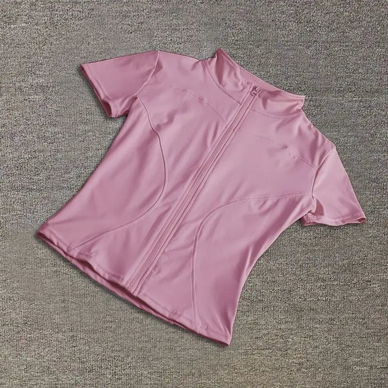 SLIM-FIT YOGA TOP — QUICK-DRY TRAINING FIT