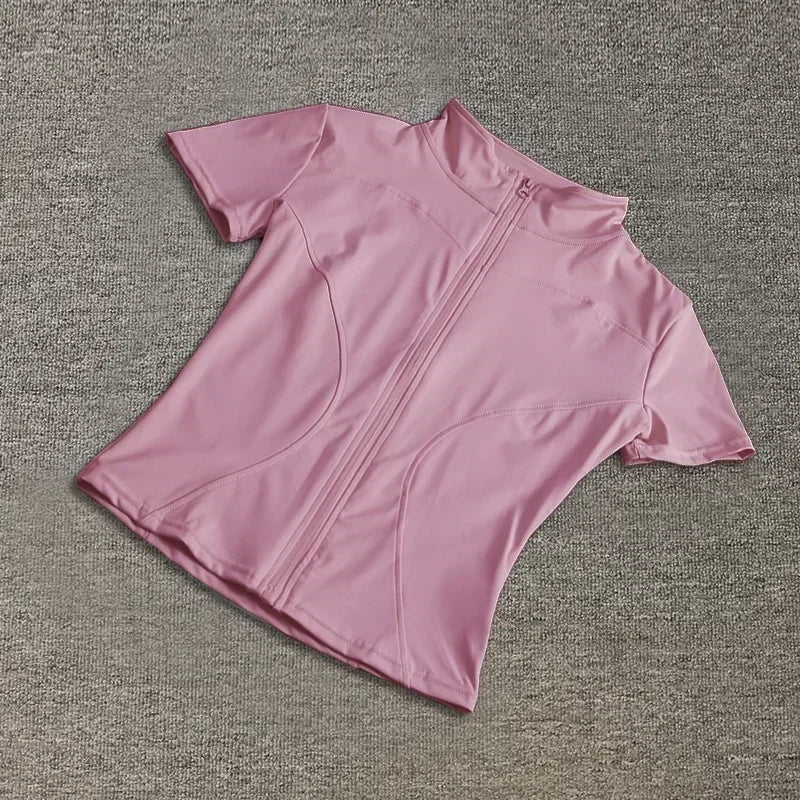 SLIM-FIT YOGA TOP — QUICK-DRY TRAINING FIT
