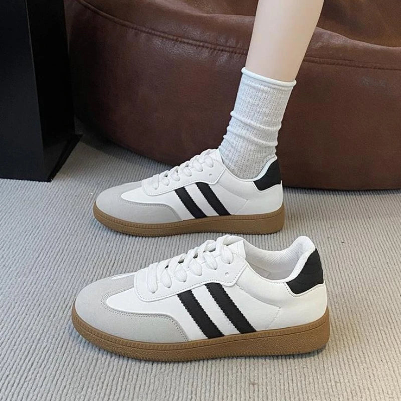 STAR SNEAKERS