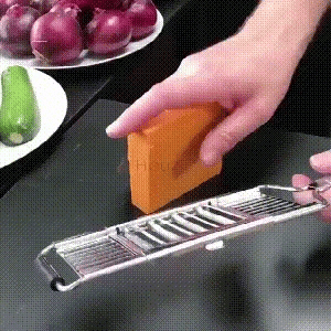 4-IN-1 VEGGIE SLICER SET