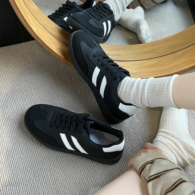 STAR SNEAKERS