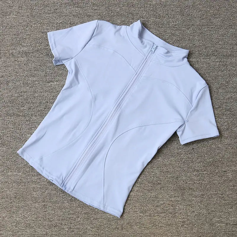 SLIM-FIT YOGA TOP — QUICK-DRY TRAINING FIT